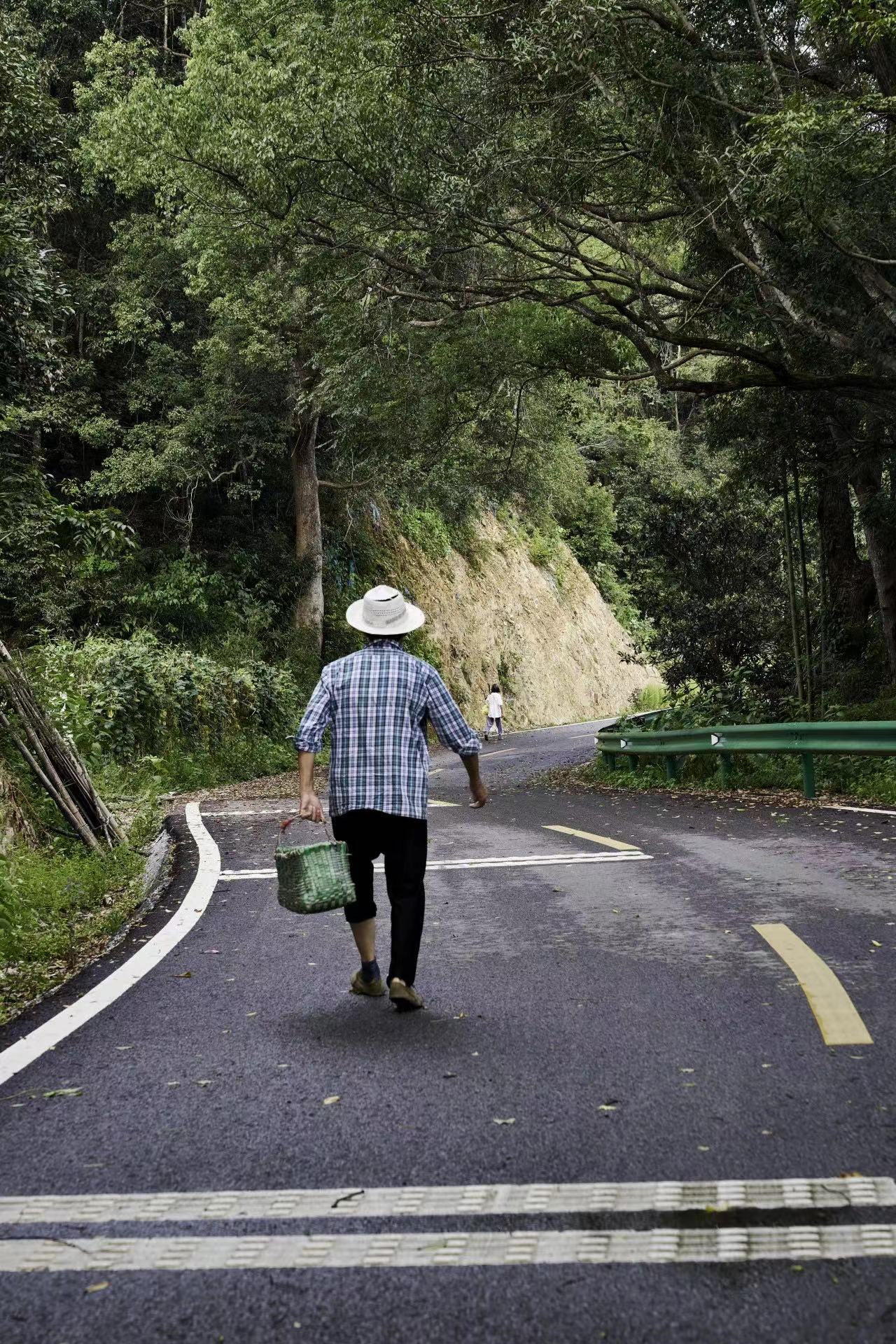 浮梁县蛟潭黑道人物图片